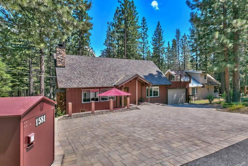 Tahoe Townie - Cozy In South Tahoe! Hébergement de vacances South Lake Tahoe
